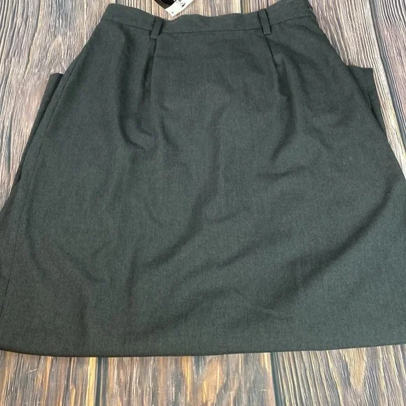 Together Charcoal Gray “Poet Core” Pleated Skirt- Size 6 - Picture 8 of 9